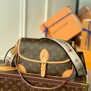 Classic Louis Vuitton Bag: A Stylish and Versatile Choice for Elegance